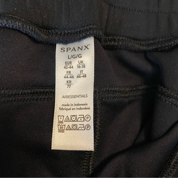 NWT Spanx AirEssentials Cropped Wide Leg Pant in Very Black Sz L - Picture 10 of 14